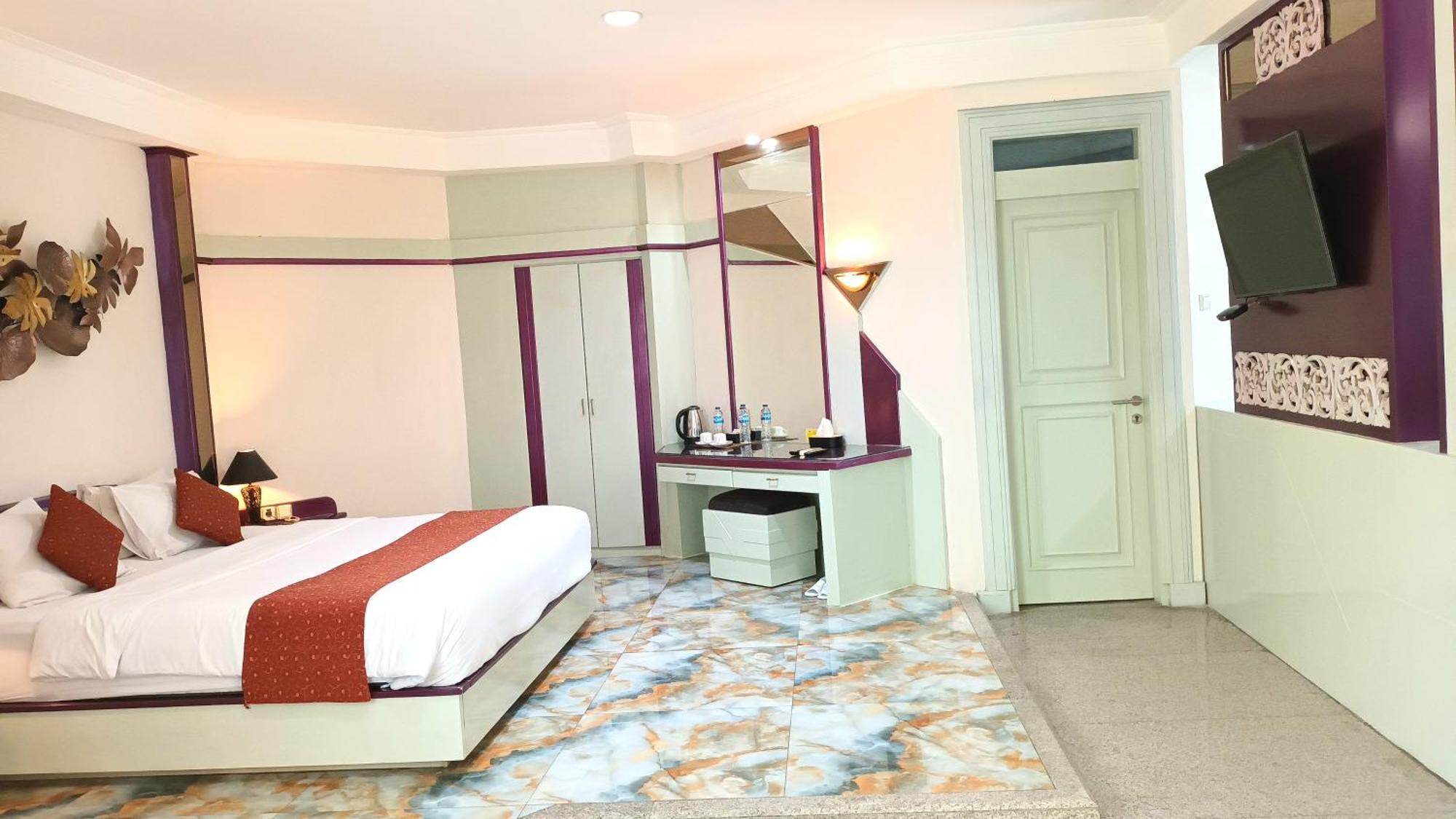 Hotel New Puri Garden Bandara Semarang Exterior foto