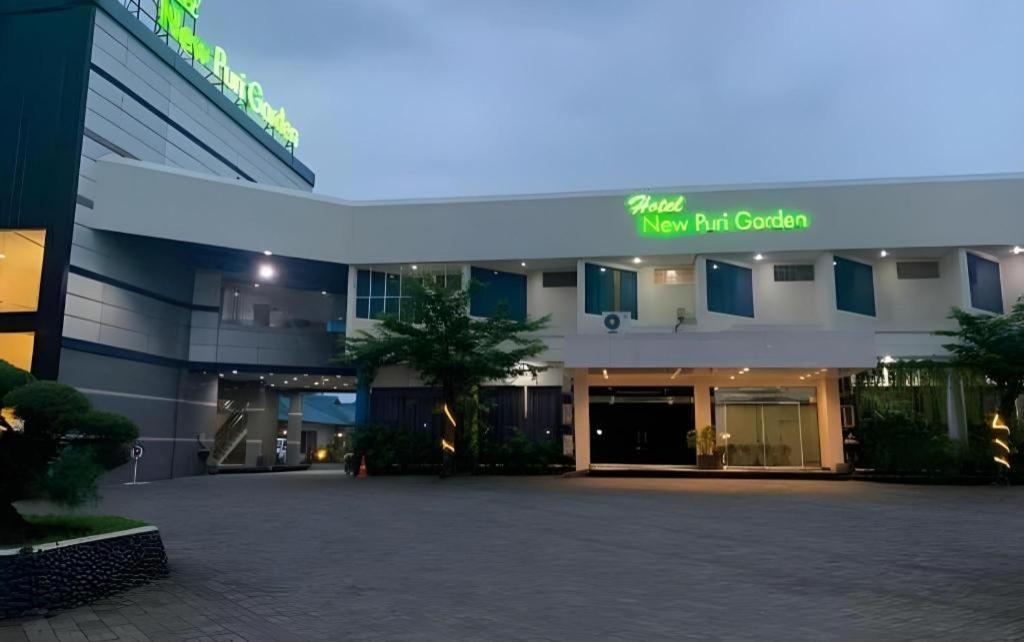 Hotel New Puri Garden Bandara Semarang Exterior foto